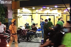 Gò Vấp: Nổ súng khi hỗn chiến ở quán karaoke