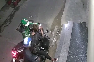 Từ vụ trộm, 2 kẻ cướp gí dao, cướp xe Vespa 1 năm trước bị bắt