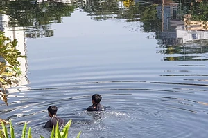 Người đàn ông nhảy kênh Tàu Hủ mất tích
