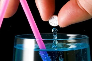 Nghi án 1 tài xế Grab Bike bị chuốc thuốc mê, cướp tài sản