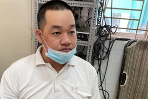 TP.HCM: Phá 'sàn giao dịch' bán giấy tờ giả trên mạng