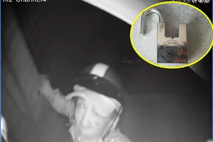 Kẻ trộm chỉnh camera rồi đột nhập lấy tài sản