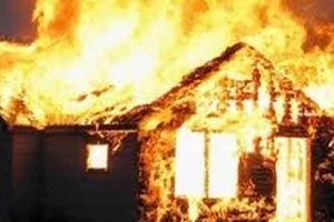 Giận người thân, cụ ông 70 tuổi ở Củ Chi đốt 3 căn nhà