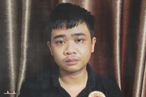 Dùng súng bắn đạn bi cướp tại cửa hàng tiện lợi ở quận 12