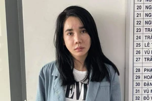 Rủ về nhà chơi, thanh niên bị bạn gái tráo đồng hồ Rolex 2 tỉ đồng