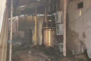 Cháy dữ dội xưởng sản xuất ở Bình Tân, có người bị bỏng