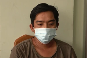 Thấy chủ quán cà phê ở Hóc Môn đeo nhiều vàng liền sát hại để cướp