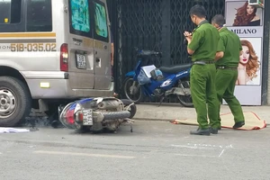 Sau va chạm và ngã ra đường, nam thanh niên bị xe đầu kéo tông trúng