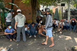 Công an đột kích sới gà do hai anh em ruột làm chủ sòng