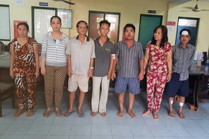 5 người móc túi ở Bệnh viện Tim TP.HCM bị khởi tố