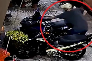 Vừa khai trương tiệm sửa xe thì hôm sau mất trộm