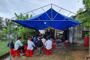 Cả làng đau đớn đón thi thể nam sinh viên mất tích ở bến xe Miền Đông