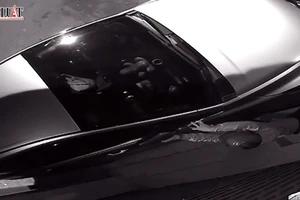 Trộm vặt gương ô tô ngay kế trụ sở công an quận, ủy ban phường