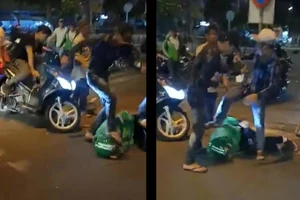 GrabBike bị đánh hội đồng ở gần Bến xe Miền Tây sau va chạm giao thông