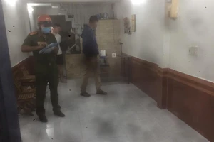 Trời nóng, mở cửa lấy gió lúc đi ngủ, tạo điều kiện cho trộm đột nhập