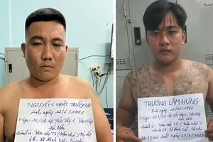 Đặc nhiệm bắt hai thanh niên chạy vào nhà dân bắn điện bắt trộm chó