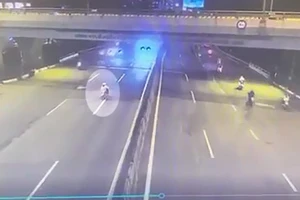 Camera an ninh ghi lại vụ tai nạn làm 2 phụ nữ tử vong, 1 em bé bị thương