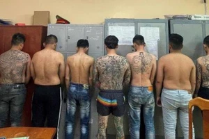 Băng tín dụng đen, nhắm tới người chạy xe ôm, bán vé số..., bị truy tố