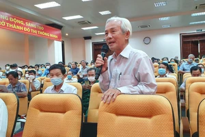 Cử tri đề nghị cần có giải pháp mạnh ngăn chặn đầu cơ, sốt giá đất