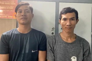 Lời khai 2 thanh niên đập phá xe khách ở Quốc lộ 1