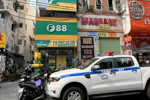 Công an phong tỏa nhiều chi nhánh Công ty F88 ở TP.HCM