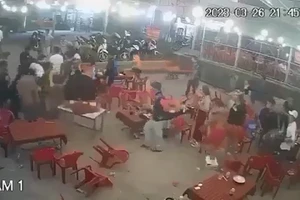 Can ngăn cãi nhau trong quán nhậu, một người bị đâm chết