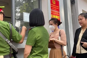 Thực hư tin Vy Oanh kêu cứu không được, phải lên Công an làm việc