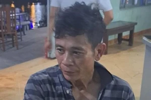 Trộm xe đang bỏ chạy thì bị công an truy bắt