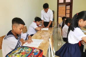 Dạy ngoại ngữ lớp 1, lớp 2 không được gây quá tải cho học sinh