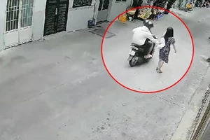 Thanh niên giật giỏ xách ở quận 10 còn thực hiện thêm 1 vụ ở Bình Chánh