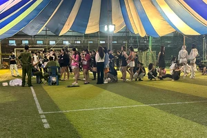 Công an quận 1 tổng kiểm tra 14 nhà hàng, đưa nhiều dân chơi dương tính