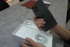 Thanh niên tráo điện thoại mô hình 200 ngàn lấy iPhone 14 ProMax ở quận 10