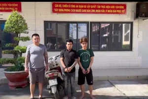 Công an Gò Vấp bắt 3 người liên quan vụ cướp giật ở đường Thống Nhất
