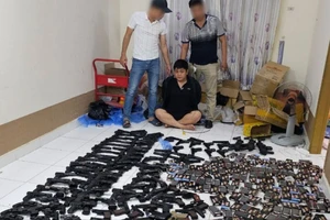 Người đứng sau trang ‘báo đen airsoft’ chuyên bán súng, công cụ hỗ trợ bị bắt