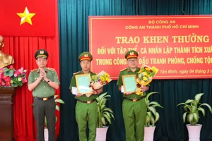 Công an quận Tân Bình được khen thưởng vì thành tích phá án