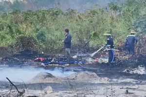 Liên tục cháy lan nghi do đốt cỏ rác vào tiết trời khô nóng