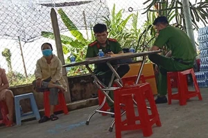 Bị cáo trong vụ ‘đánh hàng xóm thừa sống thiếu chết’ treo cổ tự vẫn