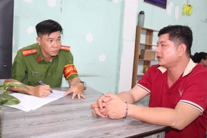 Công an bắt kẻ cướp giật dây chuyền của du khách sau 3 giờ ở trung tâm TP.HCM