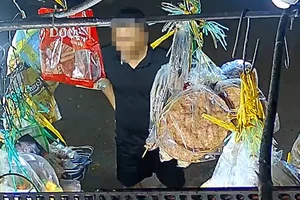 Lời khai của nam thanh niên mua dao không được nên đánh nữ chủ quán ở Tân Phú