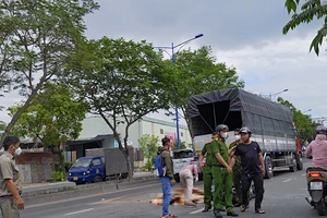 Vụ đưa thẻ thanh tra xây dựng để yêu cầu CSGT thả người vi phạm: Thẻ từ 15 năm trước