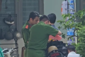 Điều tra vụ nam thanh niên thuê trọ tử vong bất thường ở Bình Tân