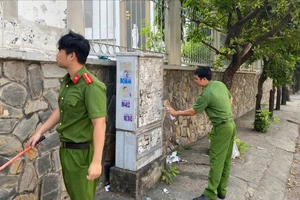 Công an TP.HCM kiểm tra các tiệm photocopy để xử tận gốc ‘quảng cáo bẩn’