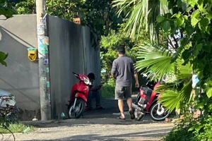 Nghi án đâm chết người rồi vào phòng trọ treo cổ ở huyện Bình Chánh