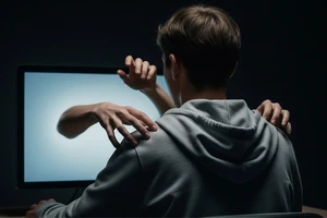 Hình sự đặc nhiệm giải cứu nam sinh bị lừa 'bắt cóc online', yêu cầu chuyển 600 triệu