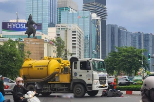 Xe bồn va chạm chết người ở vòng xoay Công Trường Mê Linh