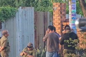 Bị ‘tình cũ’ tưới xăng đốt, người phụ nữ may mắn thoát nạn ở xã Bà Điểm