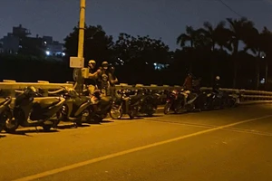 Cảnh sát tìm được thi thể cô gái nghi trầm cảm nhảy xuống sông Tắc 