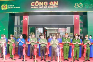 Công an TP.HCM khai mạc triển lãm 'Tiếp bước truyền thống anh hùng'