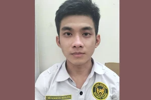 Công an TP.HCM truy tìm người đàn ông chạy xe ôm bán ma túy cho một bị can ở quận 4 cũ