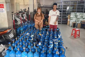 Các tụ điểm bán bóng cười ở trung tâm TP.HCM hoạt động ra sao